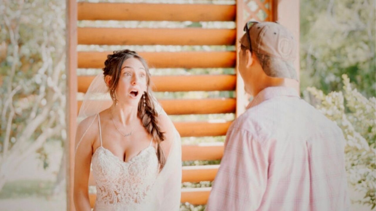 Marine Surprises Sister At Wedding Day First Look Photoshoot